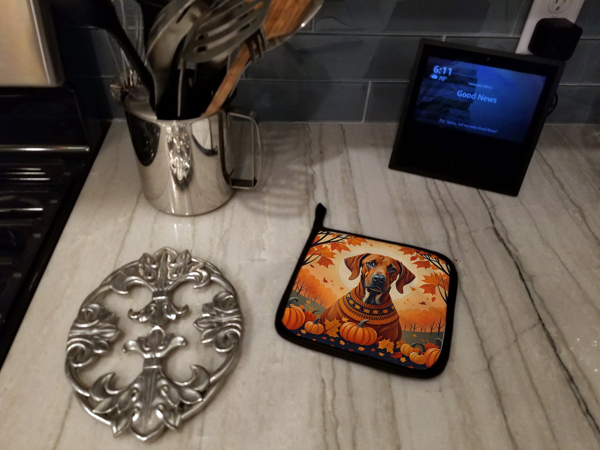 Rhodesian Ridgeback Fall Pair of Pot Holders-3