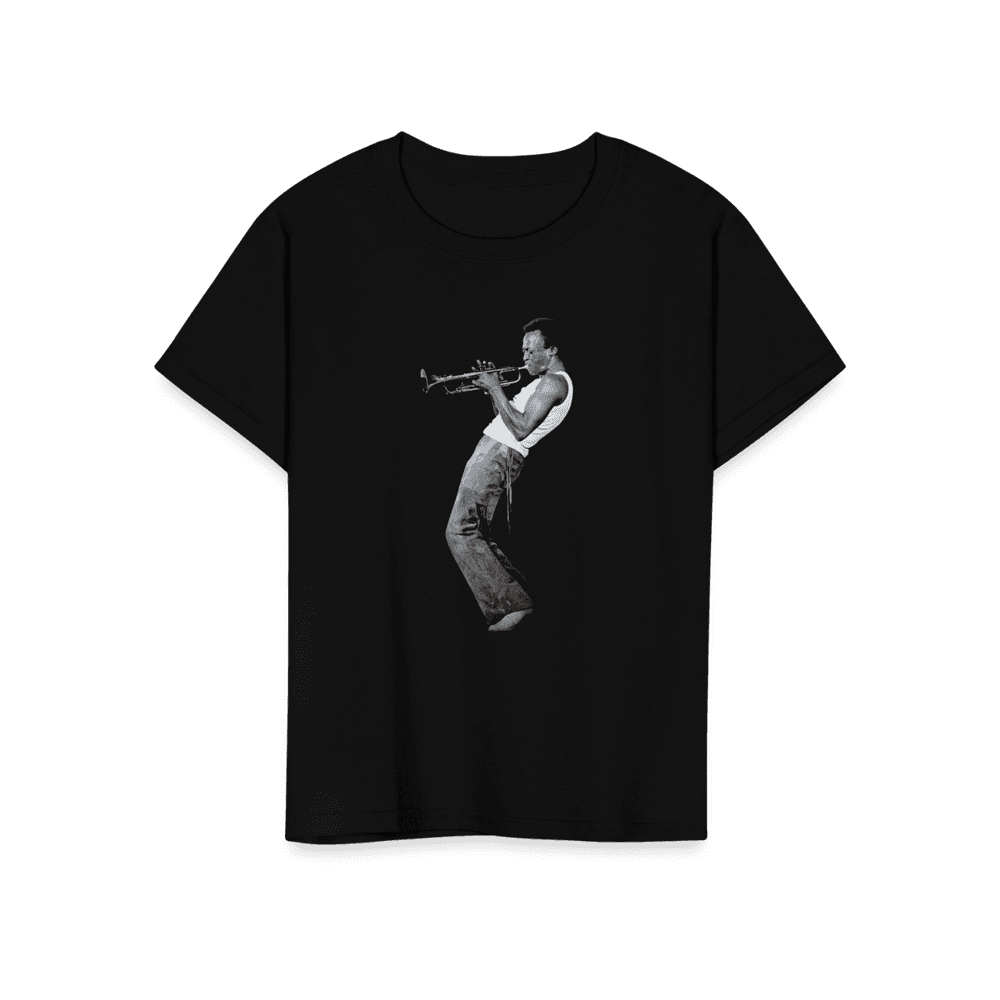 Miles Davis Playing his Trumpet Artwork T-Shirt-11